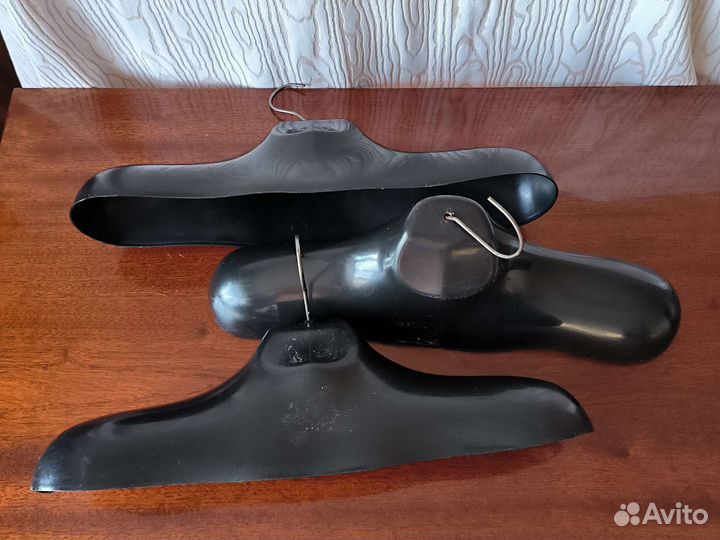 Вешалки плечики для одежды