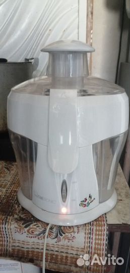 Продам соковыжималку Clatronic AE 2758