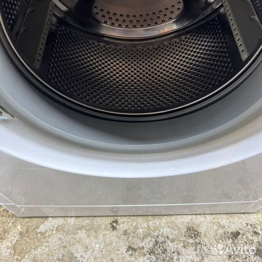 Стиральная машина с сушкой