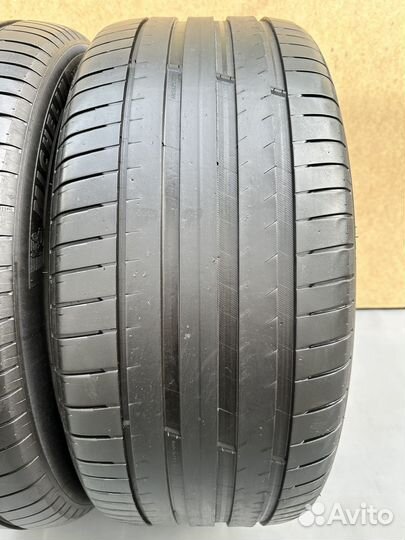 Michelin Pilot Sport 4 SUV 275/45 R21