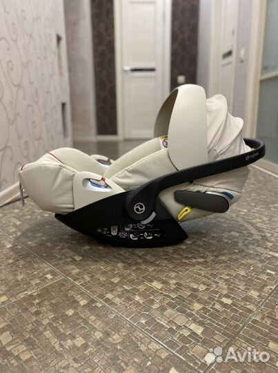 Автокресло Cybex Cloud Z i-Size - Scuderia Ferrari