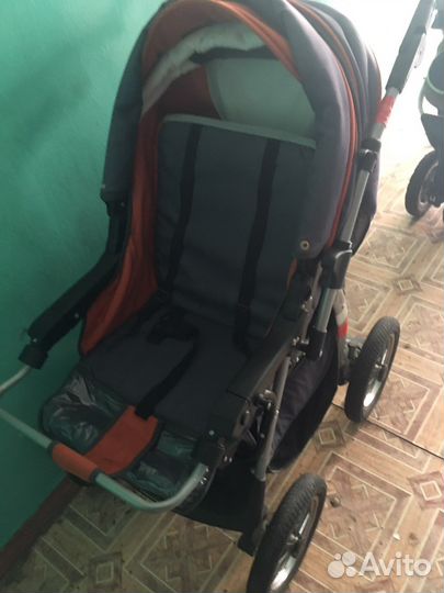 Прогулочная коляска