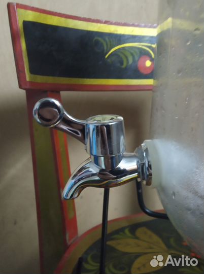 Банка с краном