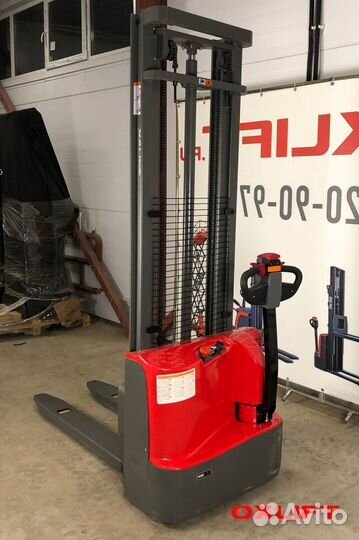 Штабелер самоходный новый