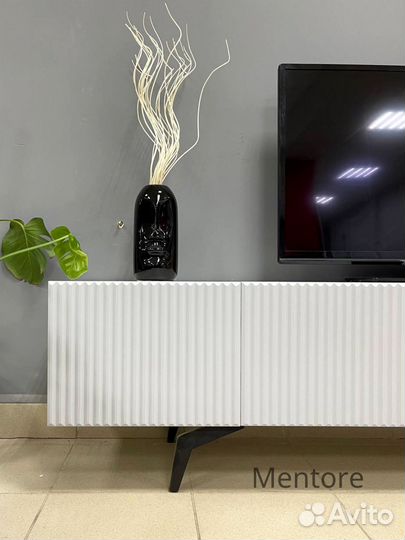 Тумба тв Bravo с фрезеровкой (2000х400х300 мм)