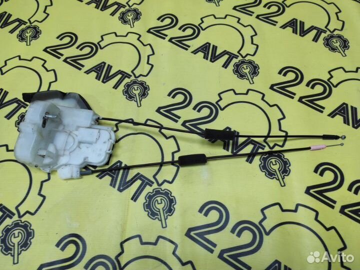 Замок двери задний правый Subaru Forester SH5