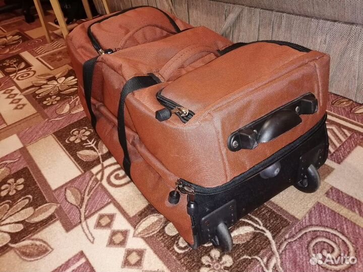Сумка дорожная мало б/у,продаю за ненадобностью