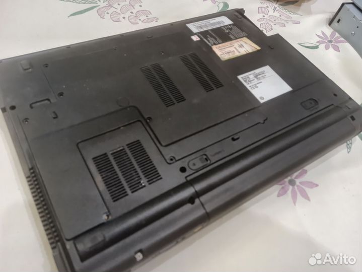 Fujitsu Siemens Esprimo Mobile V5545