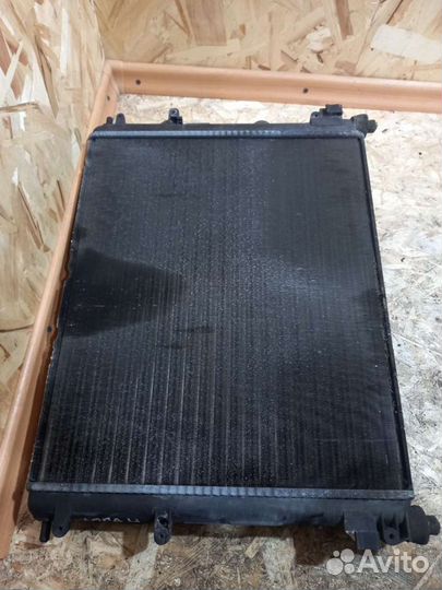 Радиатор Охлаждения Рено Логан 1