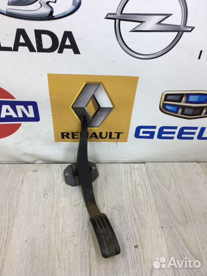 Педаль газа renault logan