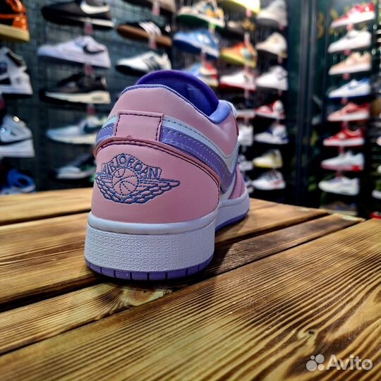 Кроссовки Air Jordan 1 Mid Arctic Punch