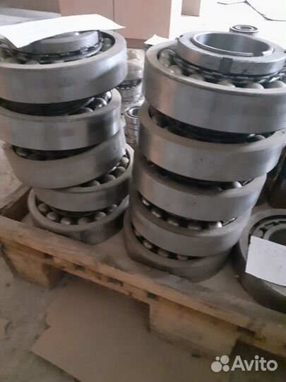 Подшипник 1318