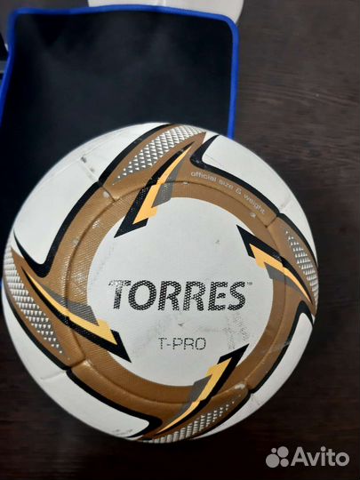Футбольный мяч Torres T-Pro