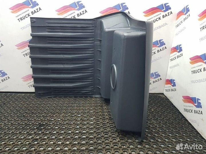 Крышка аккумулятора