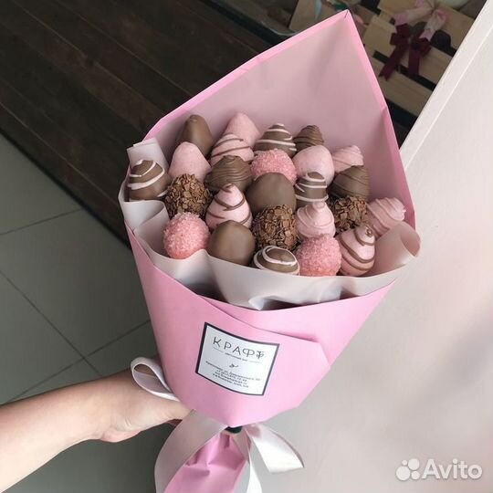 Букеты из клубники