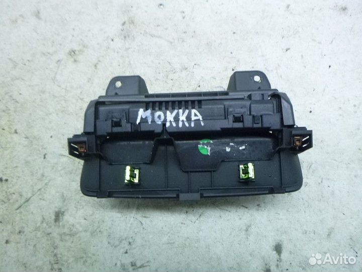 Дисплей информационный opel mokka 2012
