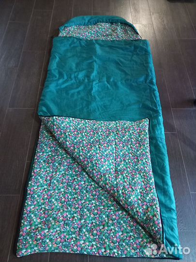 Спальный мешок с капюшоном б/у