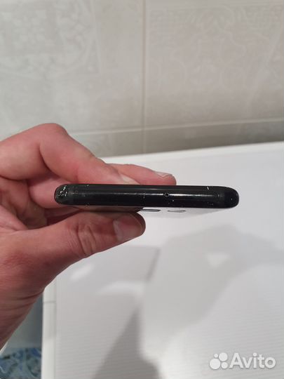 Samsung Galaxy S8, 4/64 ГБ