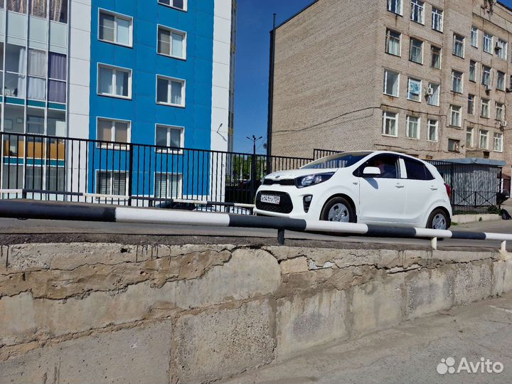 Обучение вождению в городе и на площадке