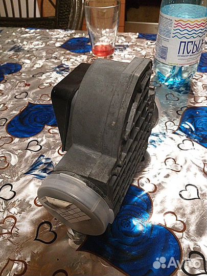 Расходомер воздуха audi A6 1994-1997