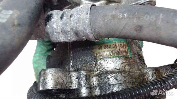 Компрессор кондиционера Peugeot 206, 2002