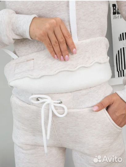 Спортивный костюм женский новый на флисе