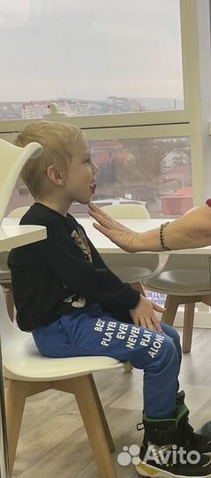 Логопед-дефектолог