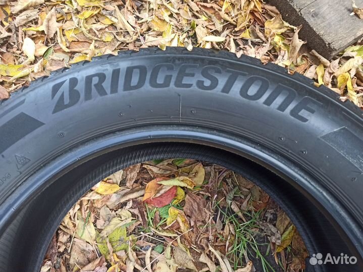 Bridgestone Blizzak DM-V3 225/60 R18