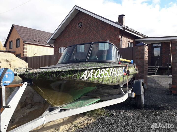 Обь 1 с мотором и прицепом