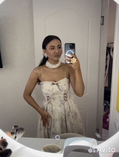 Вечернее платье