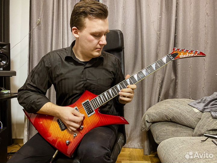 Преподаватель Электрогитара / Классика / Акустика