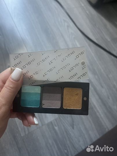 Тени для век