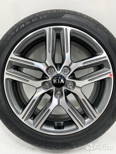 Новые Kia Cerato Restyling, Michelin 225/45 R17