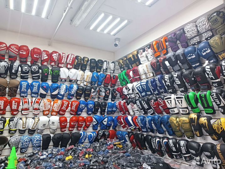 Боксерские перчатки