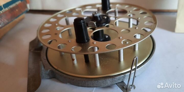 Катушка рыболовная Киев 1973г