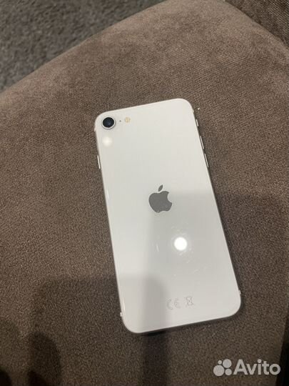 iPhone SE (2020), 128 ГБ