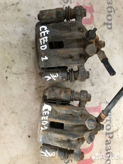 Суппорт задний правый Kia ceed 1 Киа сид