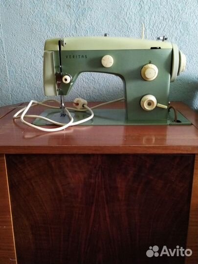 Продам швейную машину veritas 801 пр- во Германия