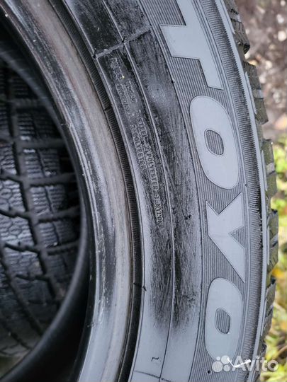 Toyo Observe GSi-5 235/55 R17 99H