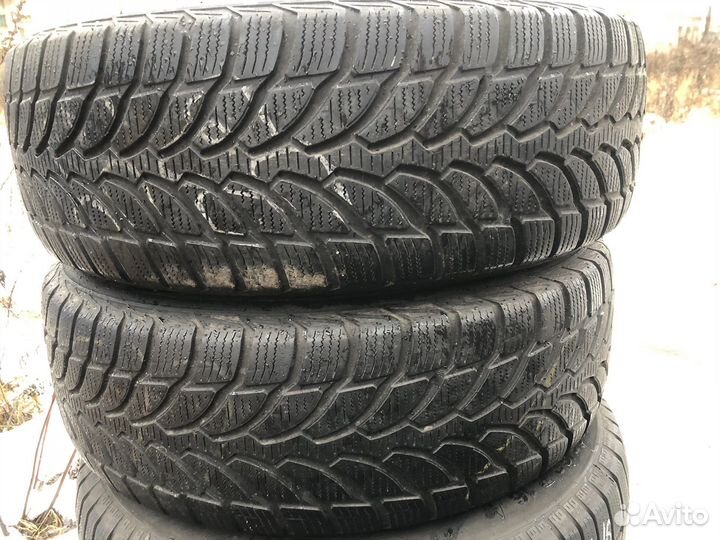 Bridgestone Blizzak LM-32 205/60 R16