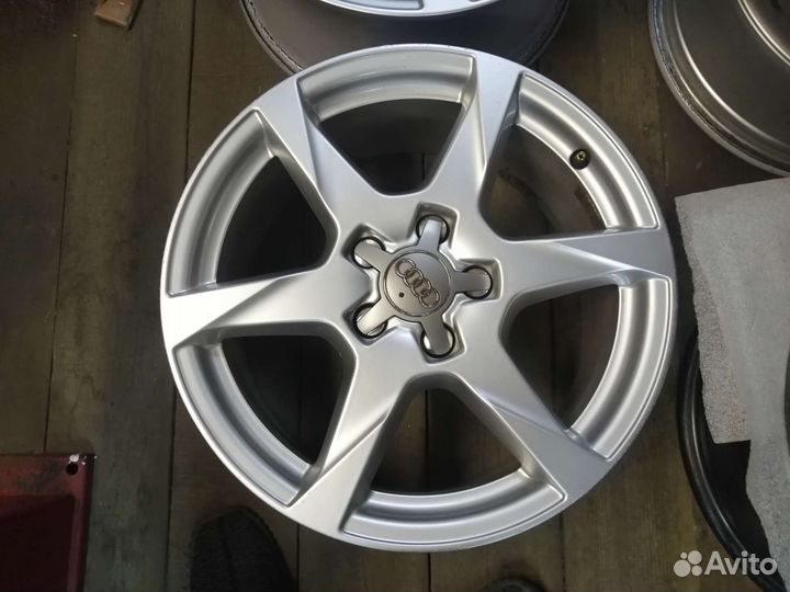Диски 5x112 R17 7.5J Et45 Audi A4 (B8) 2007-2016г