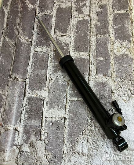 Амортизатор для авто audi Q5 задний 8F051302