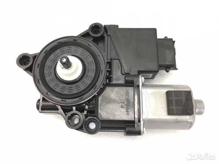 Моторчик стеклоподъемика передний правый Kia