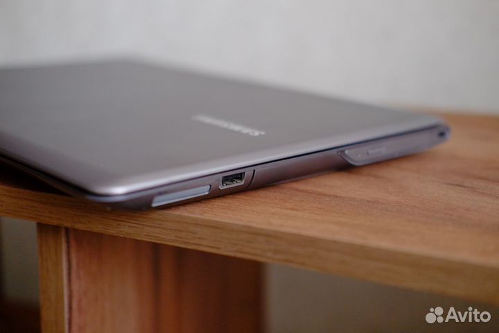 Ультрабук Samsung 530U4B-S01 (8/256)