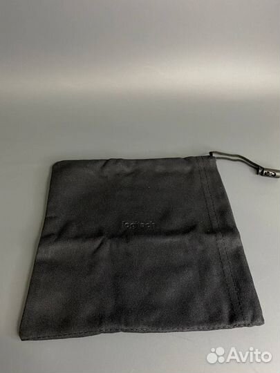 Веб-камера Logitech Brio C1000E