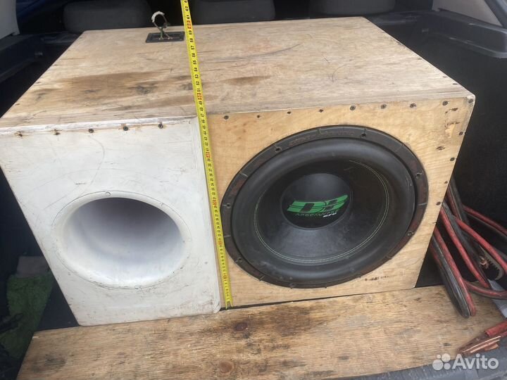 Сабвуфер DB 275