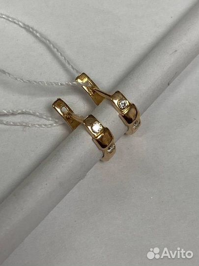 Золотые серьги с камнем