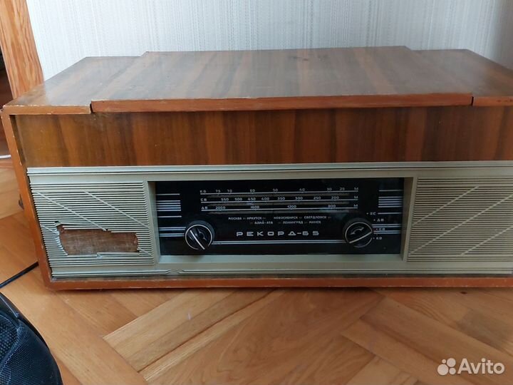 Радиола Рекорд 65