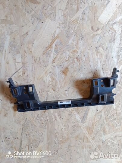 Кронштейн бардачка прадо 150 2009