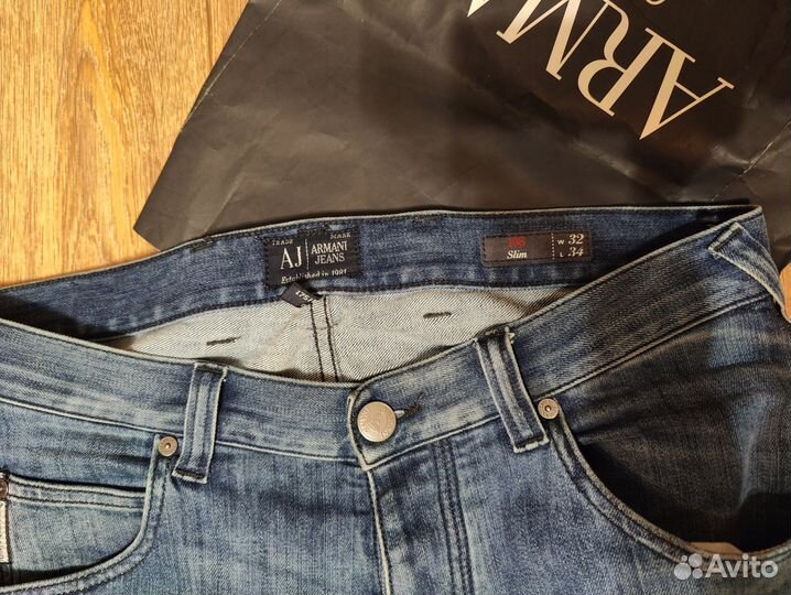 Джинсы armani jeans